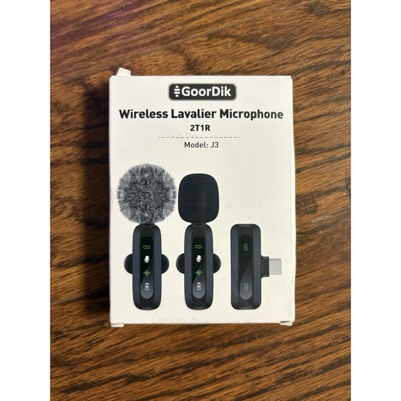 2-Pack Wireless Lavalier Microphone for iPhone,iPad,Android - Clip-on Lapel M...